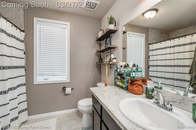 15842 Athens Avenue, Clinton Township, MI 48035