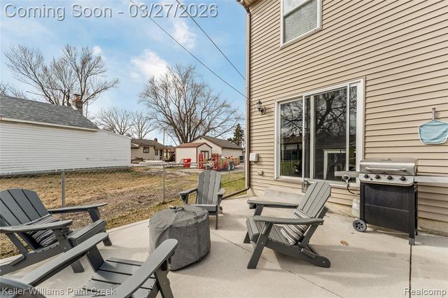 15842 Athens Avenue, Clinton Township, MI 48035