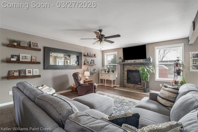 15842 Athens Avenue, Clinton Township, MI 48035