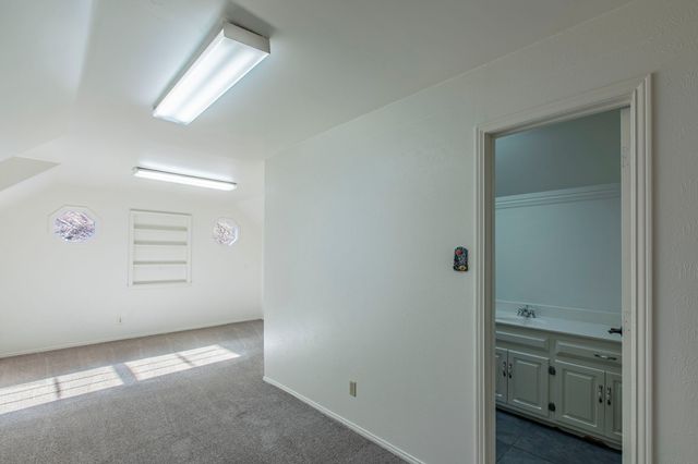 309 Willow Creek Lane, Ovilla, TX 75154