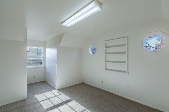 309 Willow Creek Lane, Ovilla, TX 75154