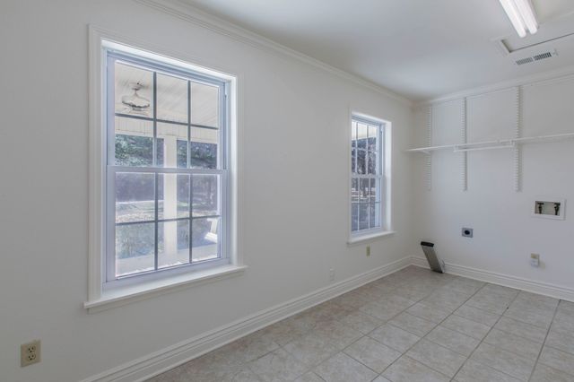 309 Willow Creek Lane, Ovilla, TX 75154