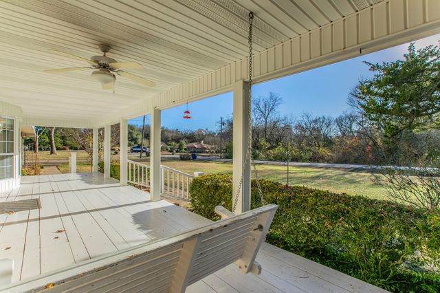 309 Willow Creek Lane, Ovilla, TX 75154