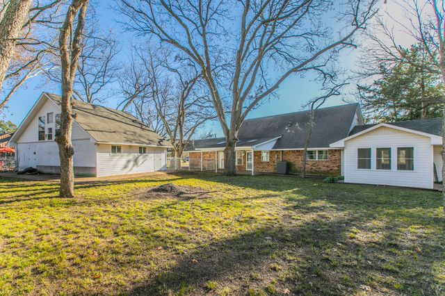 309 Willow Creek Lane, Ovilla, TX 75154