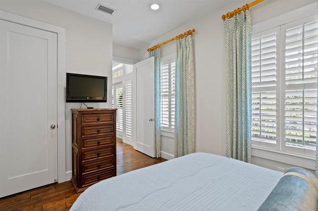 826 S EDISON AVENUE, Tampa, FL 33606