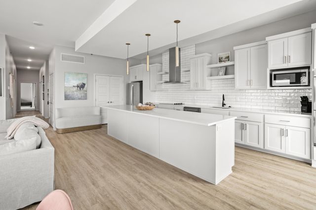 360 32nd Avenue W 701, West Fargo, ND 58078