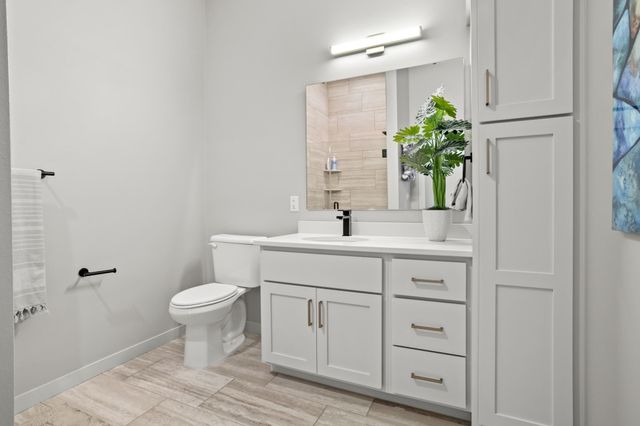 360 32nd Avenue W 701, West Fargo, ND 58078