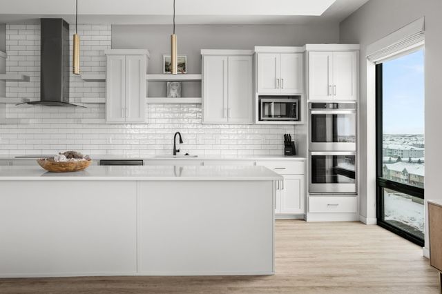 360 32nd Avenue W 701, West Fargo, ND 58078