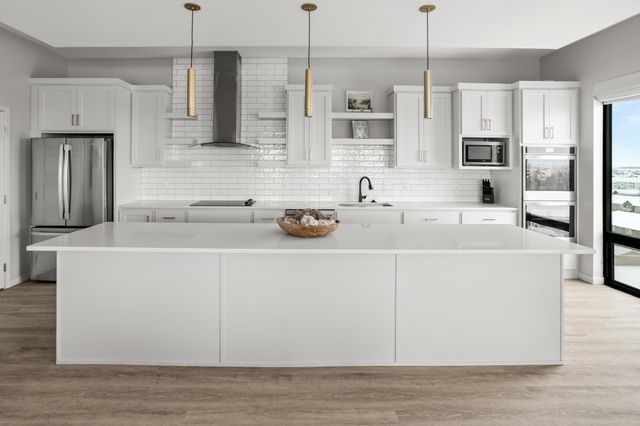 360 32nd Avenue W 701, West Fargo, ND 58078