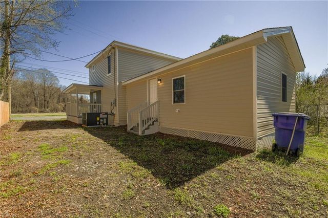 207 S 7th ST, Suffolk, VA 23434