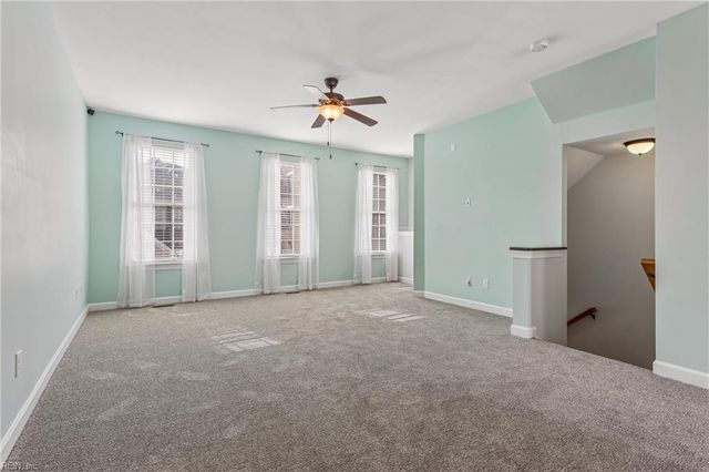 111 Laydon WAY, Yorktown, VA 23692