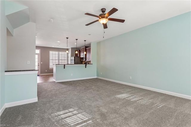 111 Laydon WAY, Yorktown, VA 23692