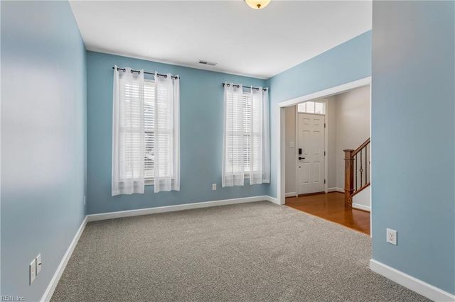 111 Laydon WAY, Yorktown, VA 23692