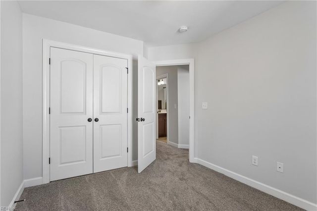 111 Laydon WAY, Yorktown, VA 23692