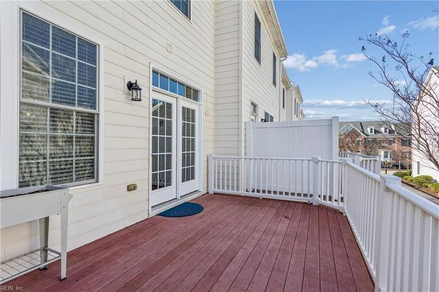 111 Laydon WAY, Yorktown, VA 23692