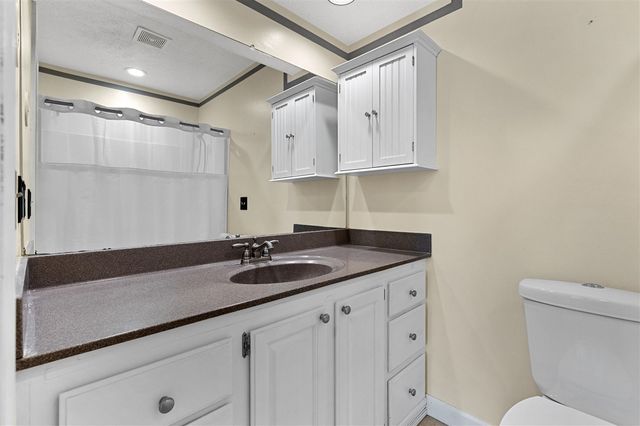 9445 Treetop Drive, Galesburg, MI 49053