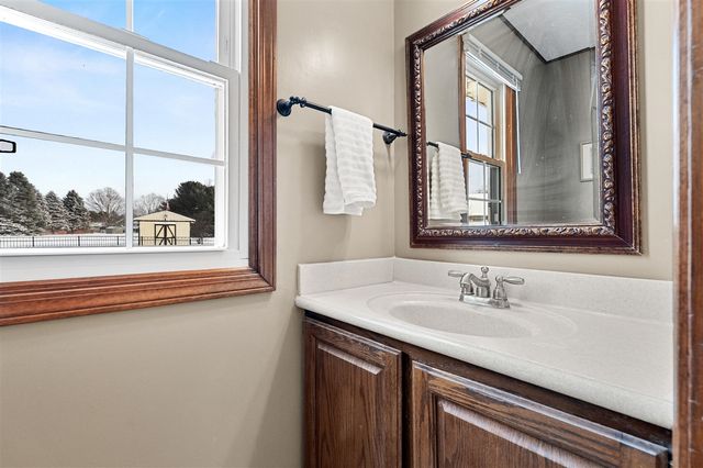 9445 Treetop Drive, Galesburg, MI 49053