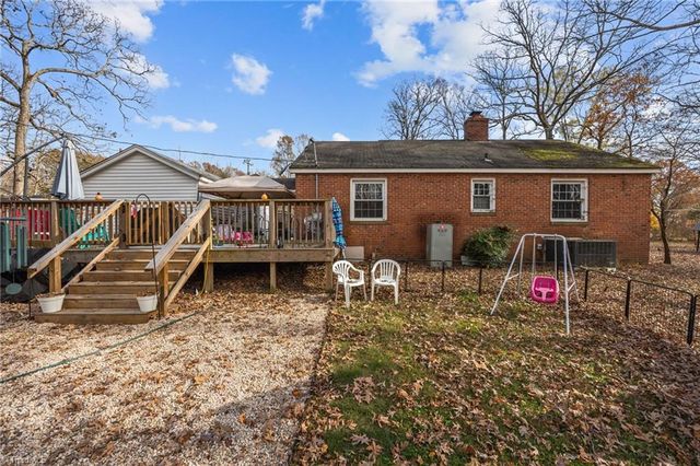 1646 Sandy Cross Road, Burlington, NC 27217