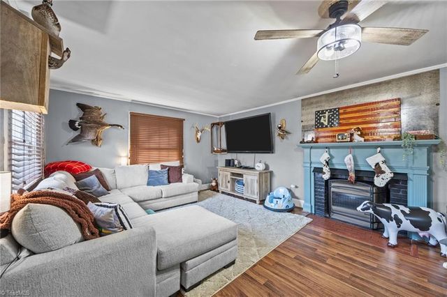 1646 Sandy Cross Road, Burlington, NC 27217