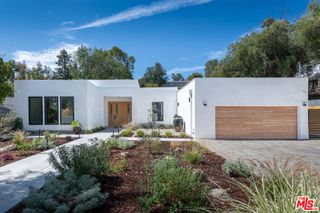 23346 Calvert Street, Los Angeles, CA 91367