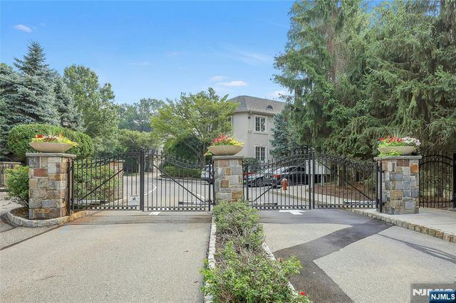 414 Bellaire Drive, Demarest, NJ 07627