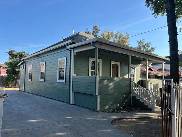 709 E Sonora St, Stockton, CA 95203