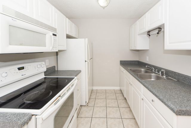 1305 Mathis Ferry Road, Mount Pleasant, SC 29464