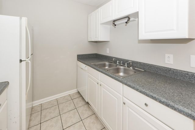 1305 Mathis Ferry Road, Mount Pleasant, SC 29464