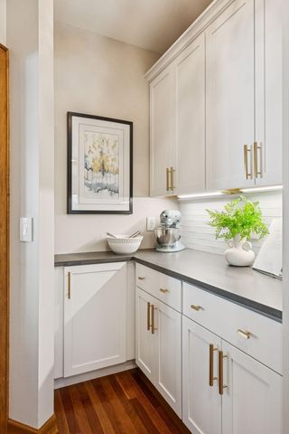 816 Westwood Drive S, Golden Valley, MN 55416