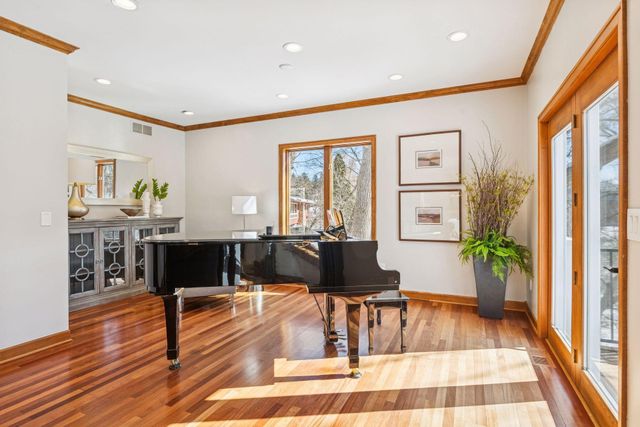 816 Westwood Drive S, Golden Valley, MN 55416