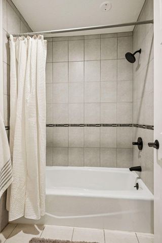 816 Westwood Drive S, Golden Valley, MN 55416