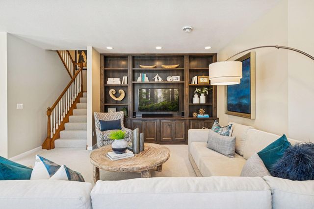 816 Westwood Drive S, Golden Valley, MN 55416