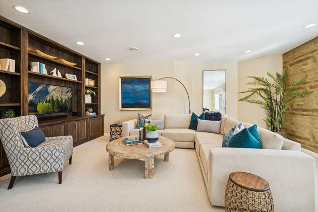 816 Westwood Drive S, Golden Valley, MN 55416