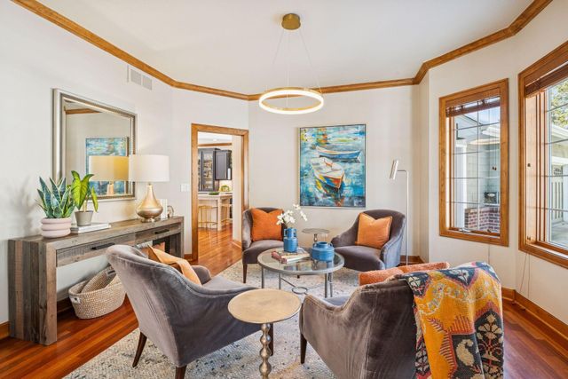 816 Westwood Drive S, Golden Valley, MN 55416