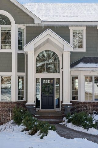 816 Westwood Drive S, Golden Valley, MN 55416