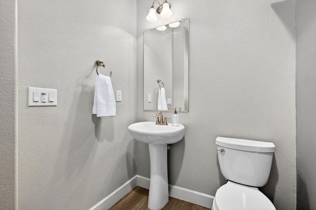 3096 Lamar Way, Roseville, CA 95747