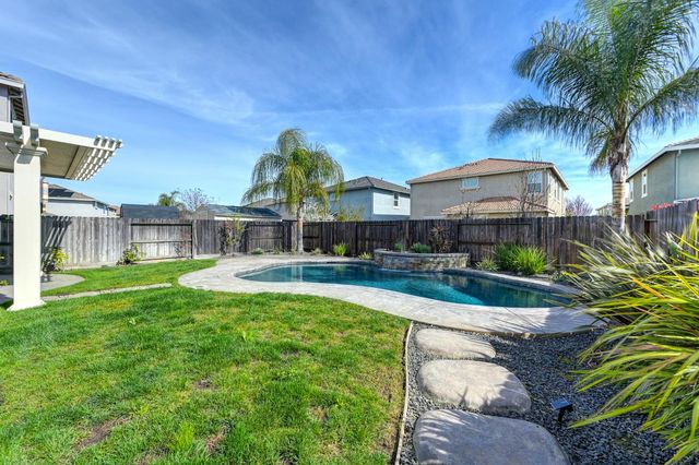 3096 Lamar Way, Roseville, CA 95747