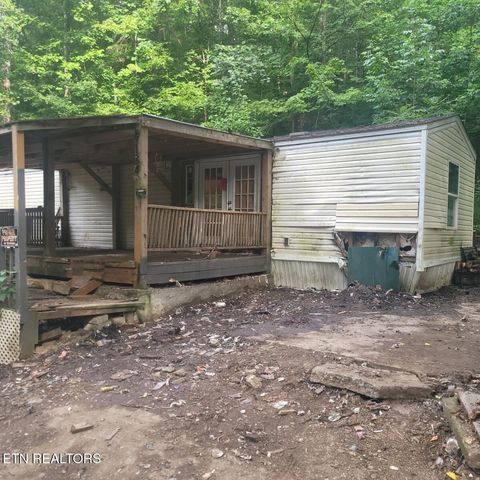 7134 Brewer Rd, Maryville, TN 37801