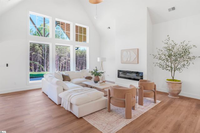 270 N Old Mill Road, Travelers Rest, SC 29690