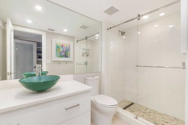 2600 S Ocean Boulevard 302w, Palm Beach, FL 33480