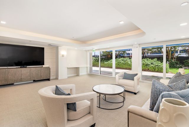 2600 S Ocean Boulevard 302w, Palm Beach, FL 33480