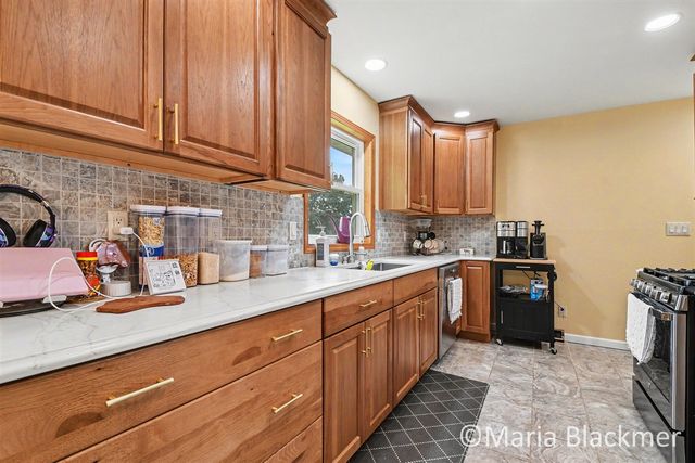 640 Division Street, Ionia, MI 48846