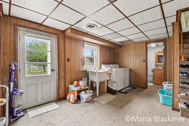 640 Division Street, Ionia, MI 48846