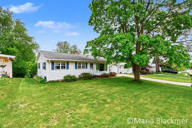640 Division Street, Ionia, MI 48846