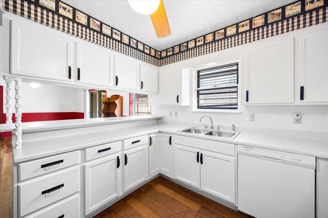 1320 Lexington Drive, Garland, TX 75041