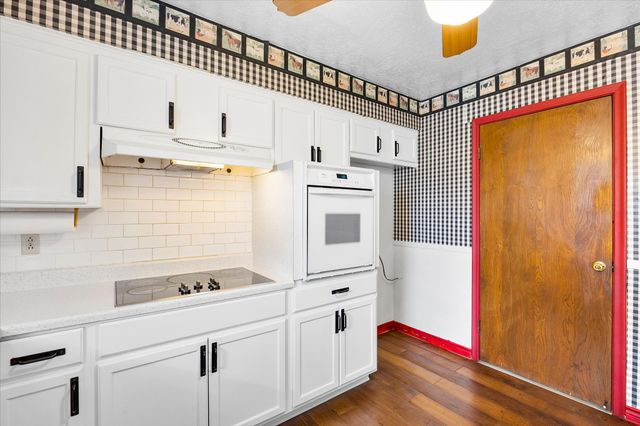 1320 Lexington Drive, Garland, TX 75041