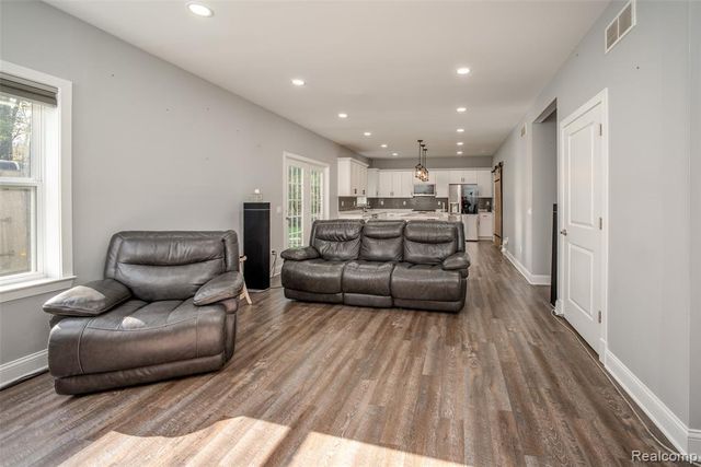 11913 Tuttle Hill Road, Willis, MI 48191