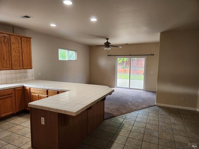 464 Beltrami Dr, Ukiah, CA 95482