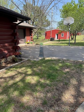 5140 E Smith Ferry, Muskogee, OK 74403