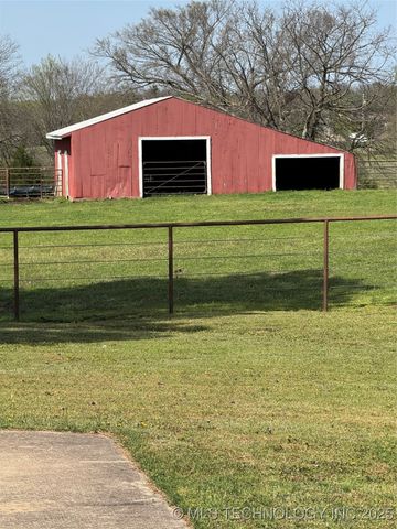 5140 E Smith Ferry, Muskogee, OK 74403